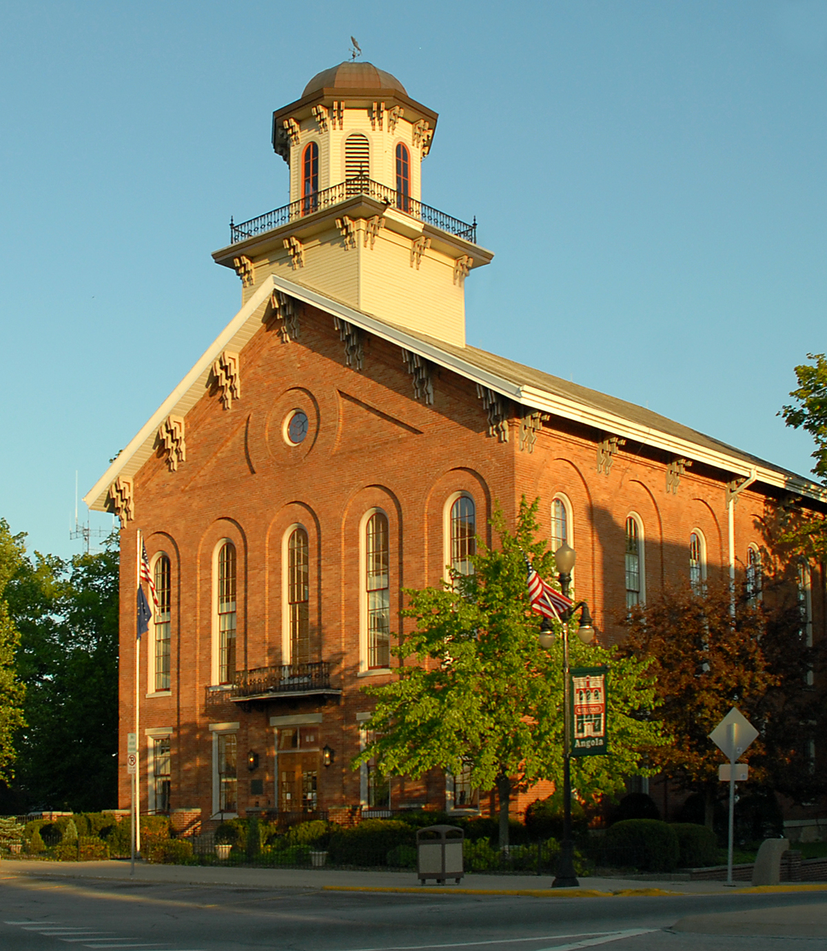 visit angola indiana